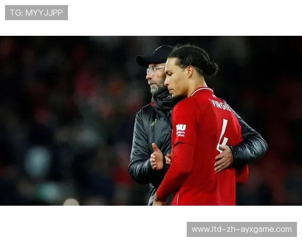 利物浦角球混战中，范迪克回头望月破门