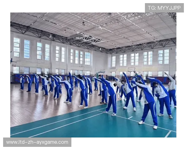 学校尝试在课堂中引入简短站立和拉伸运动